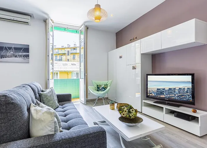 Guisol - Typical Nice 3 Bedroom Ac Near Port