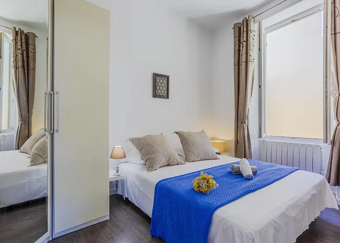Guisol - Typical Nice 3 Bedroom Ac Near Port